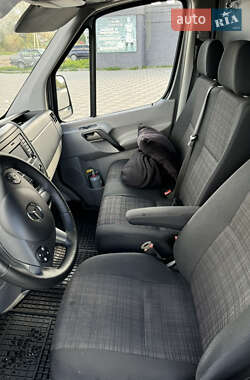 Грузовой фургон Mercedes-Benz Sprinter 2015 в 