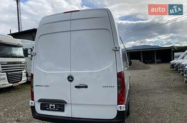 Грузовой фургон Mercedes-Benz Sprinter 2020 в 