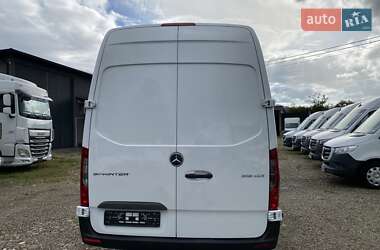 Грузовой фургон Mercedes-Benz Sprinter 2020 в 
