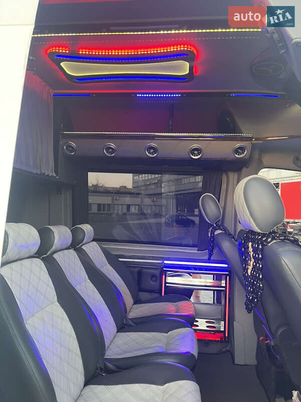 Другие грузовики Mercedes-Benz Sprinter 2009 в Черновцах