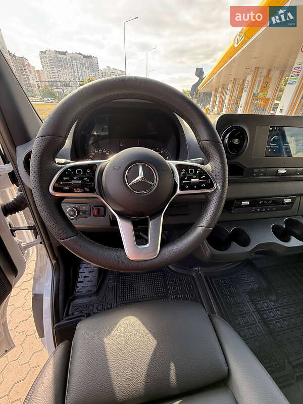 Грузопассажирский фургон Mercedes-Benz Sprinter 2020 в Киеве фото 14 Грузопассажирский фургон Mercedes-Benz Sprinter 2020 в Киеве