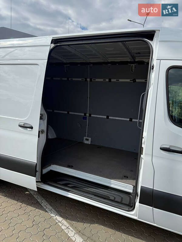 Грузопассажирский фургон Mercedes-Benz Sprinter 2020 в Киеве фото 18 Грузопассажирский фургон Mercedes-Benz Sprinter 2020 в Киеве