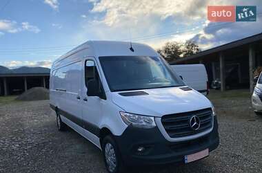 Грузовой фургон Mercedes-Benz Sprinter 2020 в 