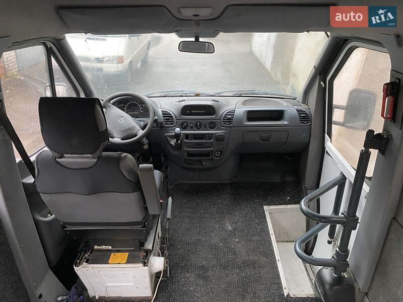 Микроавтобус Mercedes-Benz Sprinter 2002 в Киеве