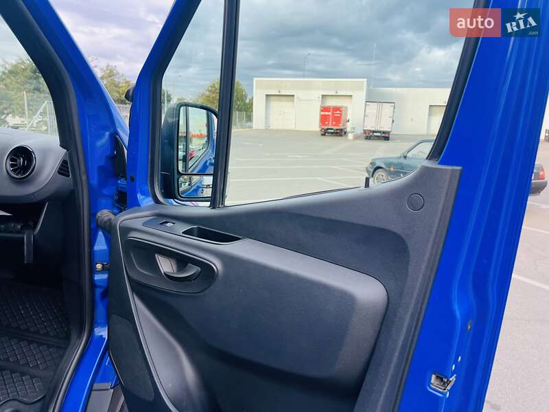 Вантажний фургон Mercedes-Benz Sprinter 2020 в Дніпрі