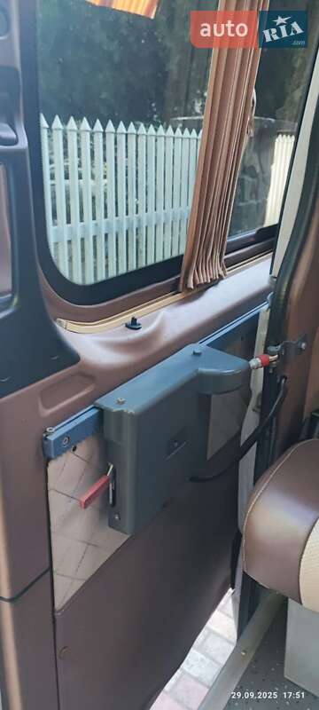 Туристичний / Міжміський автобус Mercedes-Benz Sprinter 2015 в Ужгороді