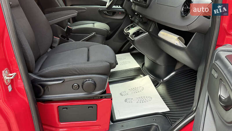 Вантажний фургон Mercedes-Benz Sprinter 2021 в Сваляві