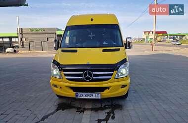 Туристический / Междугородний автобус Mercedes-Benz Sprinter 2013 в 