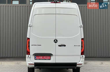 Грузовой фургон Mercedes-Benz Sprinter 2021 в 