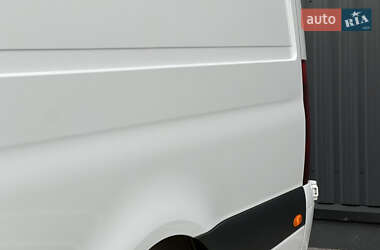 Грузовой фургон Mercedes-Benz Sprinter 2021 в 