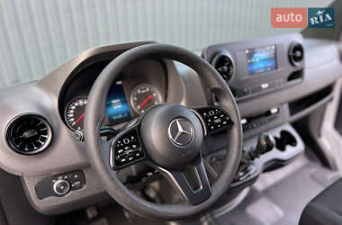 Грузовой фургон Mercedes-Benz Sprinter 2021 в 