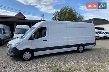 Грузовой фургон Mercedes-Benz Sprinter 2020 в 
