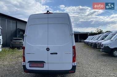 Грузовой фургон Mercedes-Benz Sprinter 2020 в 