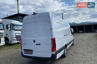 Грузовой фургон Mercedes-Benz Sprinter 2020 в 
