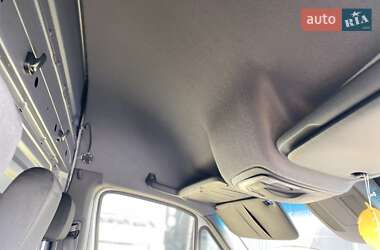 Грузовой фургон Mercedes-Benz Sprinter 2020 в 