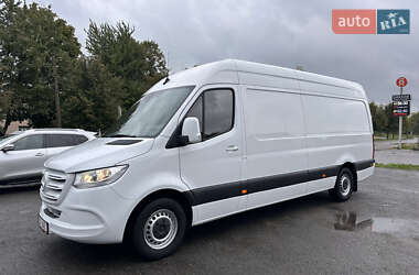 Грузовой фургон Mercedes-Benz Sprinter 2020 в 