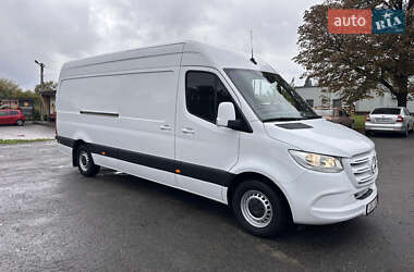 Грузовой фургон Mercedes-Benz Sprinter 2020 в 