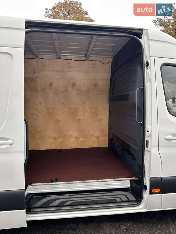 Грузовой фургон Mercedes-Benz Sprinter 2020 в Дубно