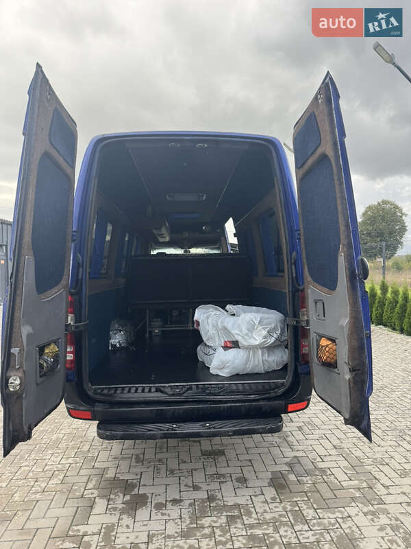 Микроавтобус Mercedes-Benz Sprinter 2006 в Хусте фото 18 Микроавтобус Mercedes-Benz Sprinter 2006 в Хусте