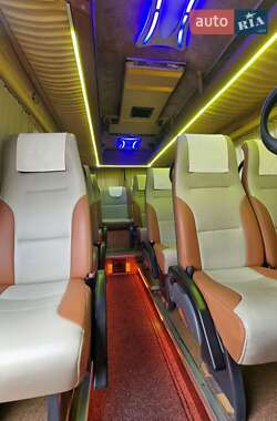 Туристический / Междугородний автобус Mercedes-Benz Sprinter 2006 в 