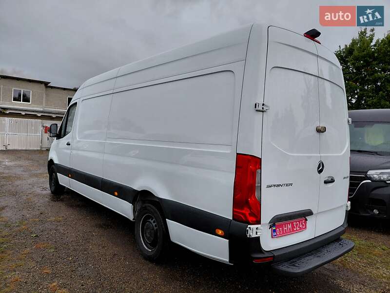 Грузовой фургон Mercedes-Benz Sprinter 2021 в Ивано-Франковске