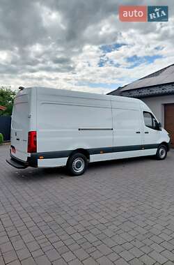 Грузовой фургон Mercedes-Benz Sprinter 2020 в 