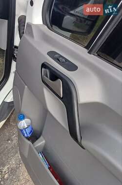 Грузовой фургон Mercedes-Benz Sprinter 2014 в 