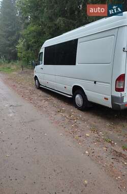 Микроавтобус Mercedes-Benz Sprinter 2005 в 