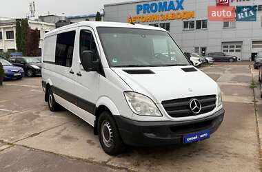 Грузовой фургон Mercedes-Benz Sprinter 2011 в 