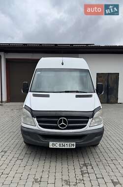 Грузовой фургон Mercedes-Benz Sprinter 2011 в Львове