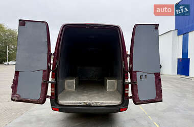 Грузовой фургон Mercedes-Benz Sprinter 2010 в 