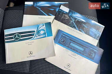 Грузовой фургон Mercedes-Benz Sprinter 2010 в 