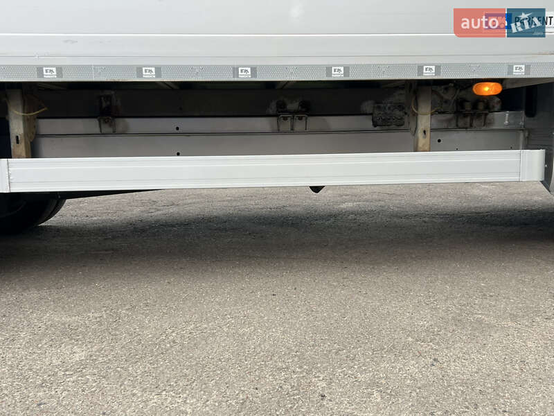 Грузовой фургон Mercedes-Benz Sprinter 2020 в Нововолынске