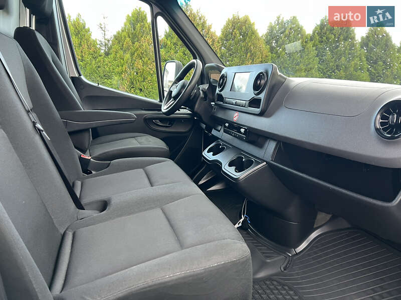 Грузовой фургон Mercedes-Benz Sprinter 2020 в Нововолынске