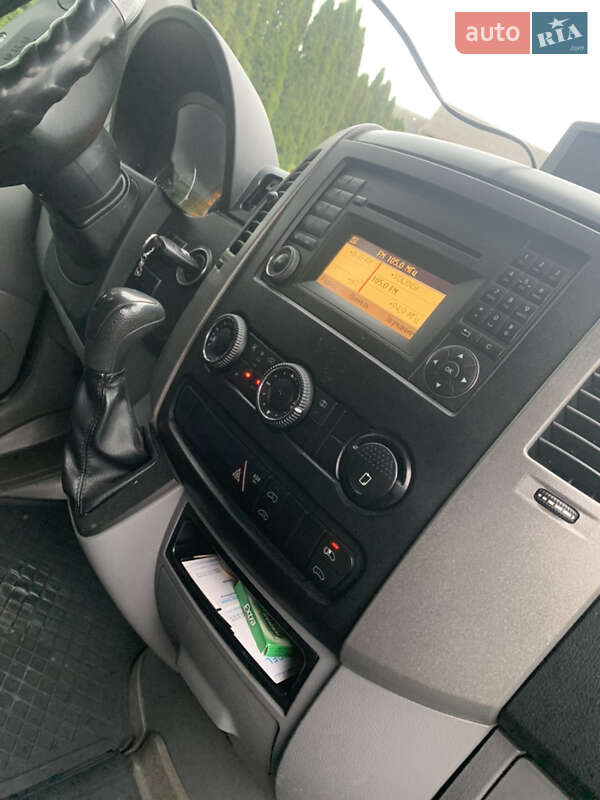 Микроавтобус грузовой (до 3,5т) Mercedes-Benz Sprinter 2012 в Иваничах