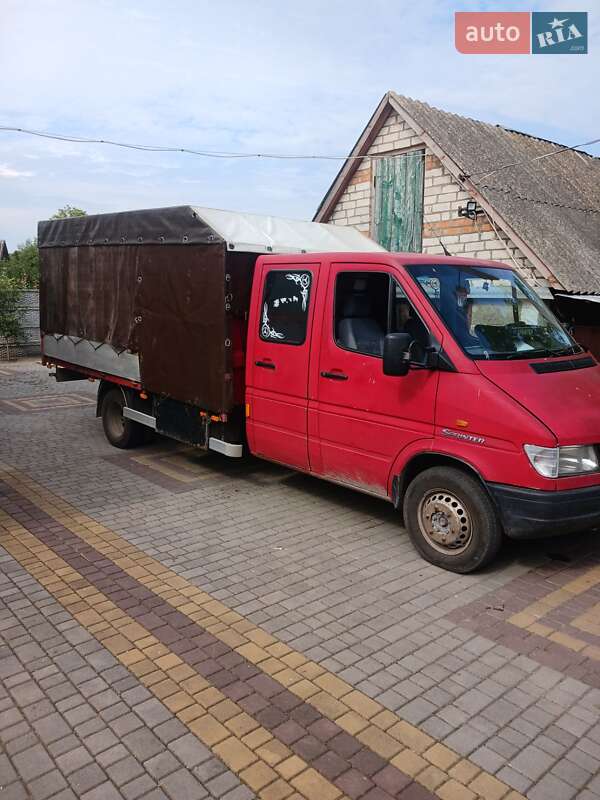Mercedes-Benz Sprinter 2000