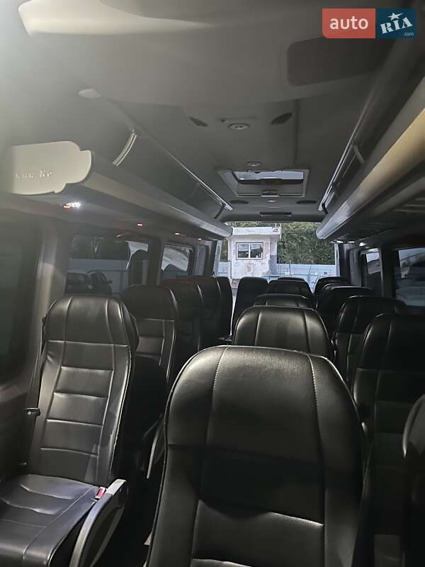 Туристический / Междугородний автобус Mercedes-Benz Sprinter 2015 в Ровно