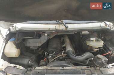Грузовой фургон Mercedes-Benz Sprinter 2005 в 