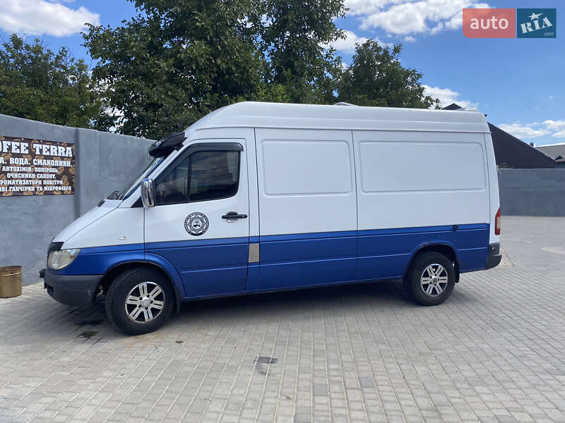 Грузовой фургон Mercedes-Benz Sprinter 2003 в Виннице