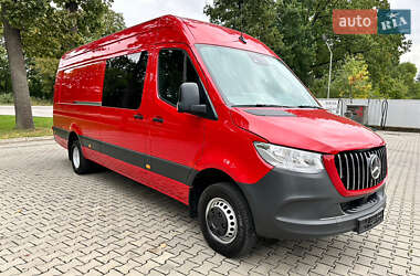 Грузовой фургон Mercedes-Benz Sprinter 2023 в 