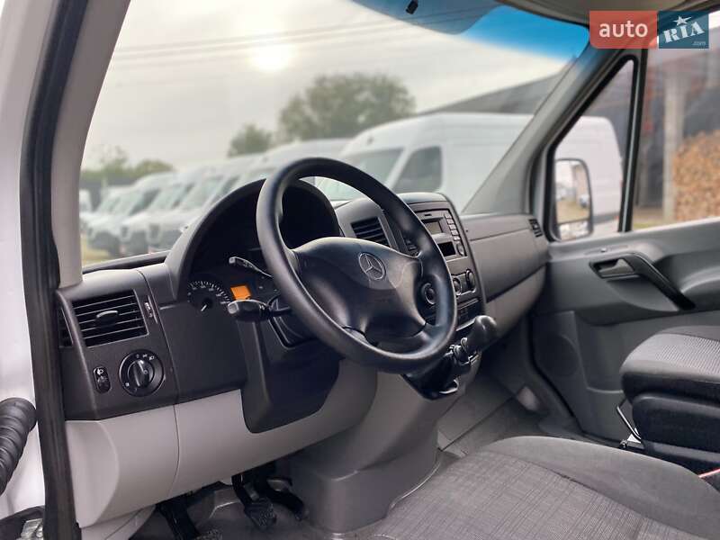 Грузовой фургон Mercedes-Benz Sprinter 2018 в Хусте