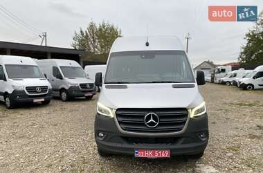 Грузовой фургон Mercedes-Benz Sprinter 2023 в 