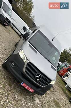 Грузовой фургон Mercedes-Benz Sprinter 2023 в 