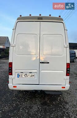 Туристический / Междугородний автобус Mercedes-Benz Sprinter 2000 в 