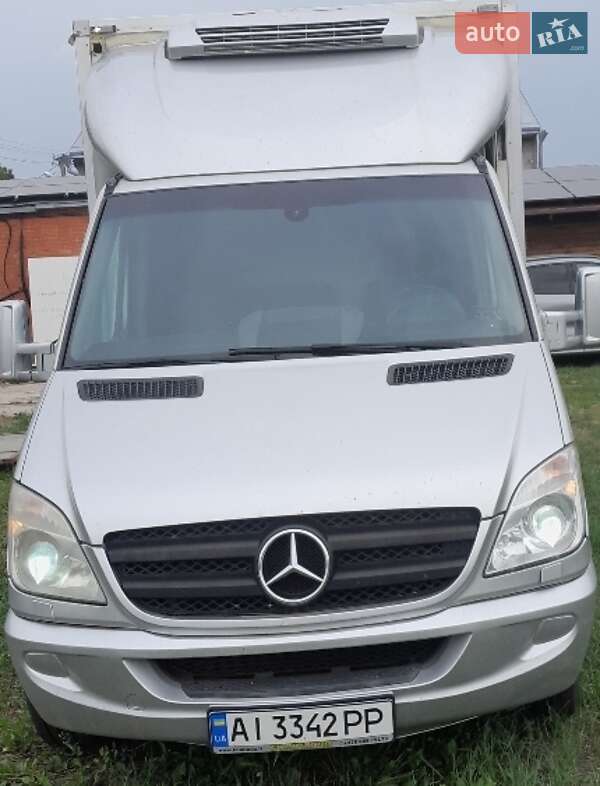 Mercedes-Benz Sprinter 2011
