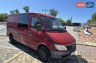 Грузовой фургон Mercedes-Benz Sprinter 2001 в 