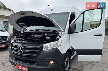 Грузовой фургон Mercedes-Benz Sprinter 2020 в 