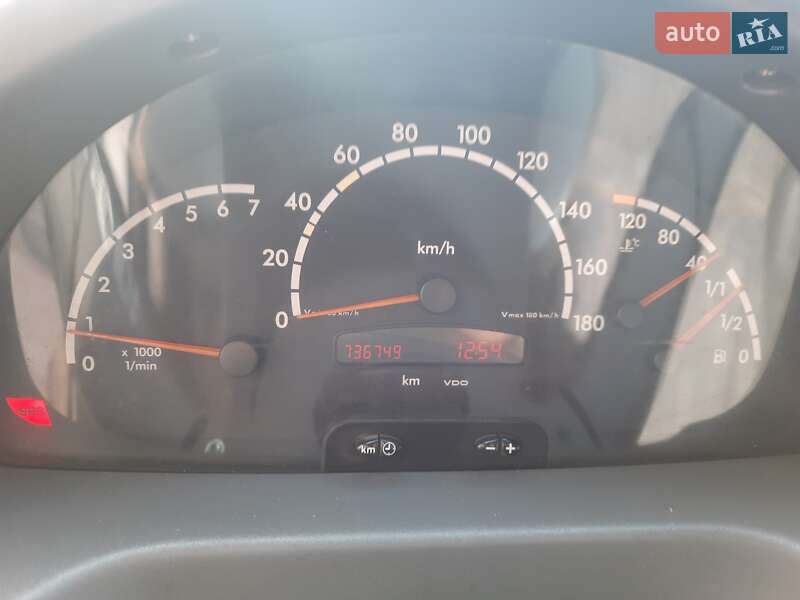 Вантажний фургон Mercedes-Benz Sprinter 2003 в Києві