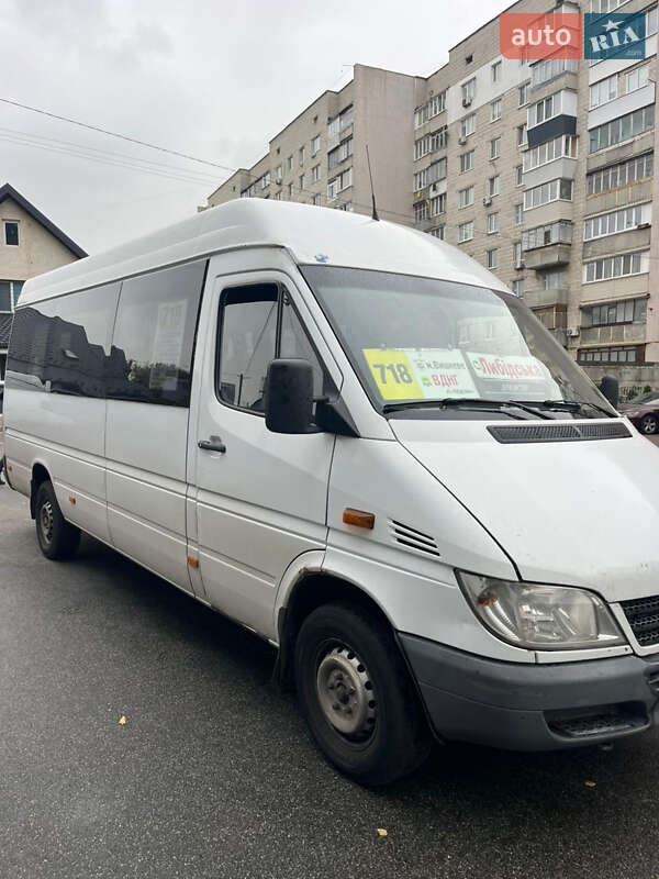 Mercedes-Benz Sprinter 2003