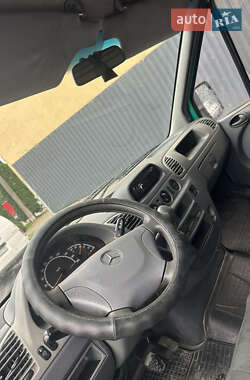 Грузовой фургон Mercedes-Benz Sprinter 2003 в 